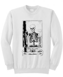 SKELFIE Skeleton taking a Selfie Sweatshirt AI